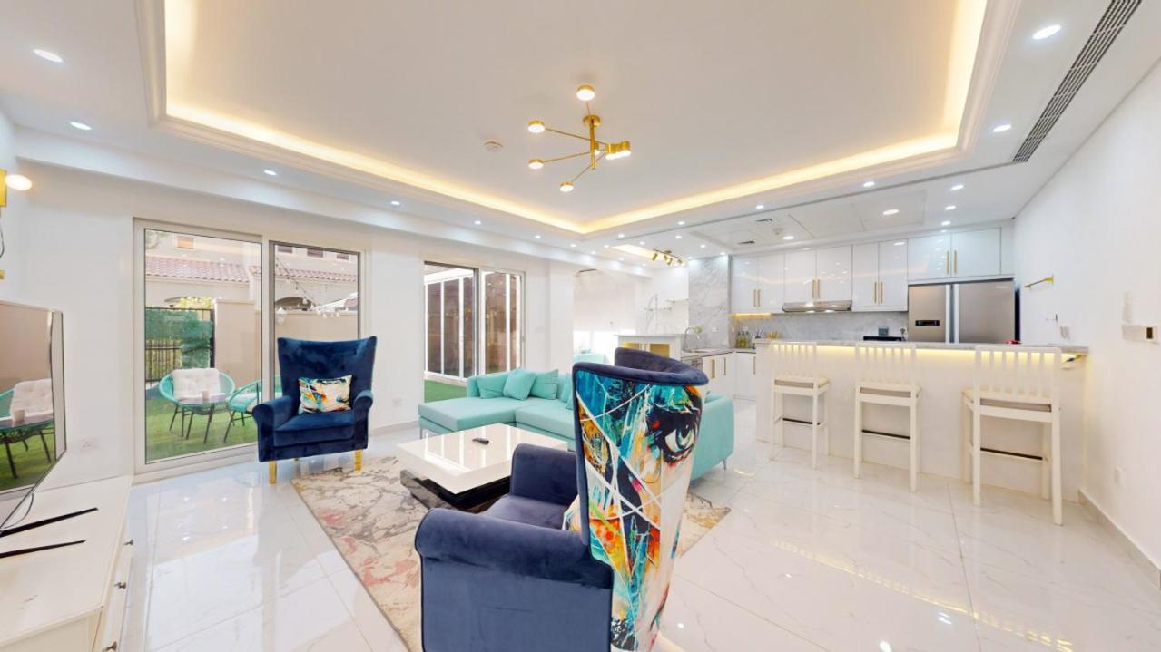 Bella Casa At Serena - Peaceful Three Bed Villa Dubai Exteriör bild
